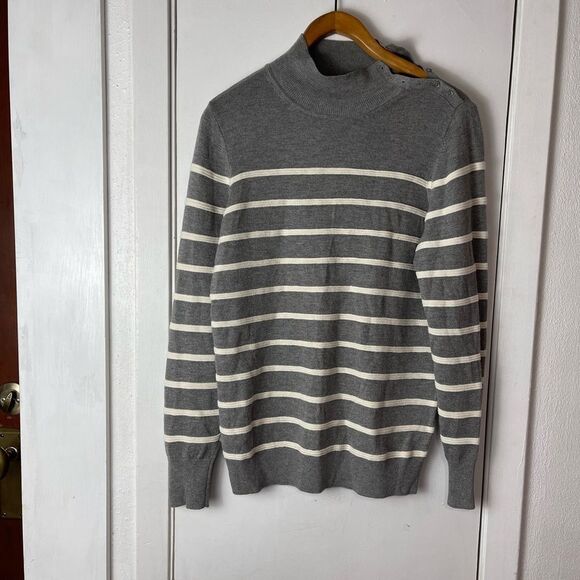 Banana Republic gray with white stripe sweater - Picture 1 of 10